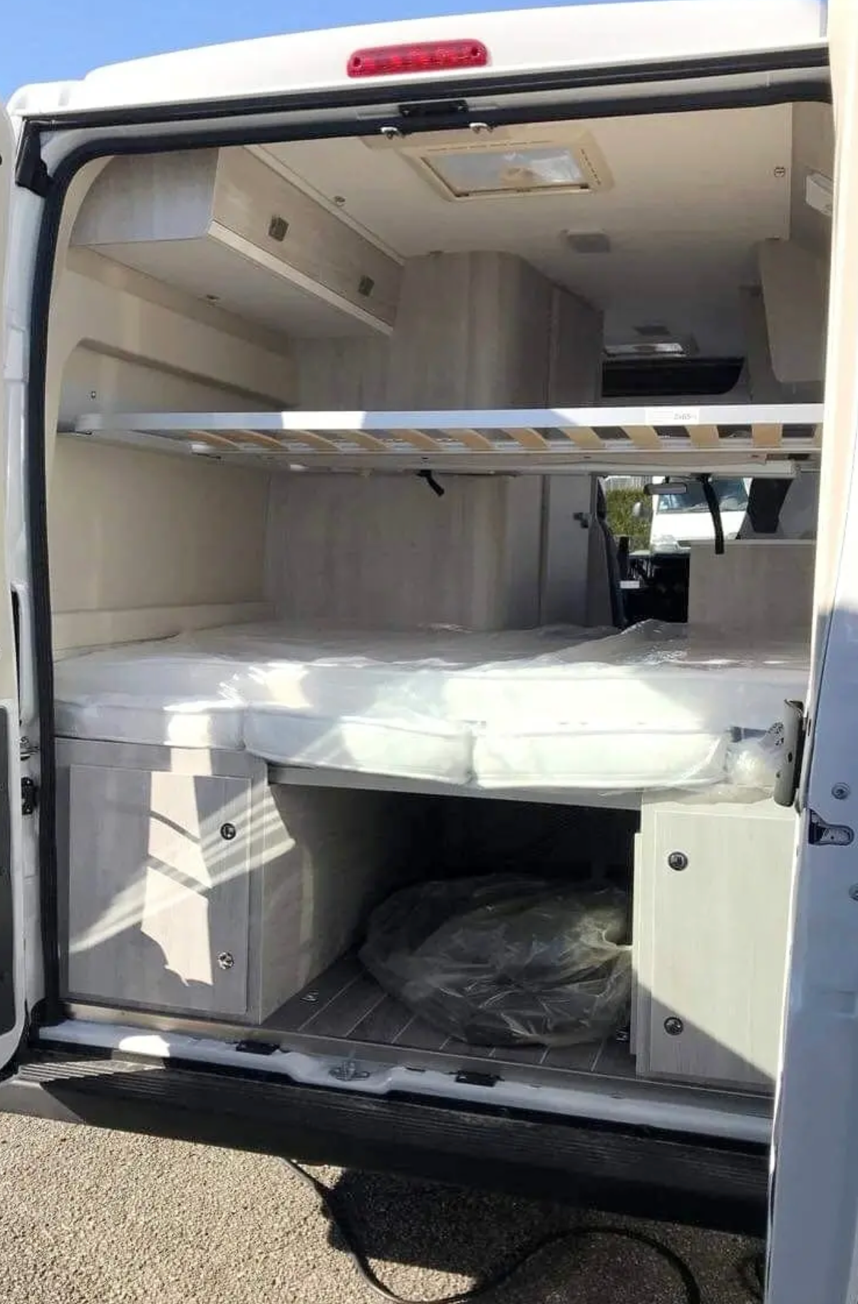 Fourgon Aménagé - Roller Team - 4 places