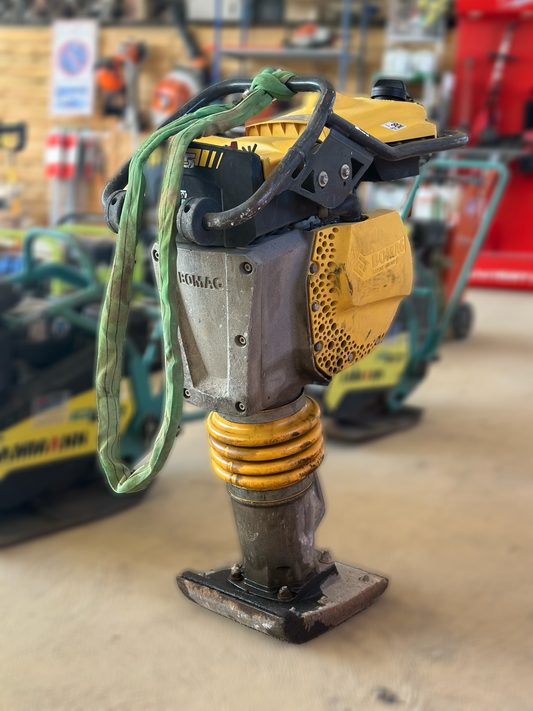 Pilonneuse Essence 68 KG