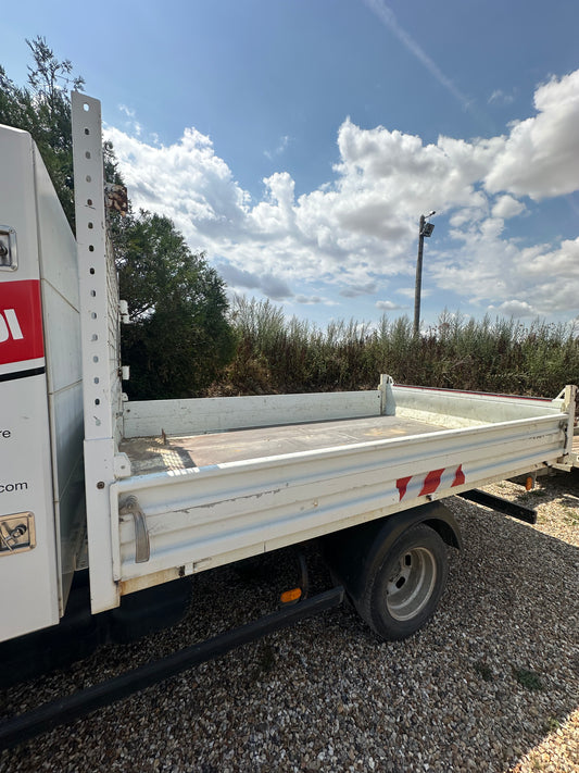 Camion benne 3T5